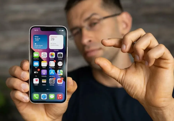 Apple позволила владельцам iPhone 15 Pro и iPhone 15 Pro Max опробовать систему Apple Intelligence в новой бета-версии iOS 18