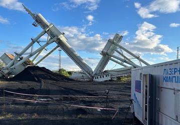 Специалисты Росатома разрезали лазером 40-метровые краны
