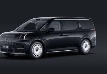 Toyota Alphard и Lexus LM отдыхают. В России уже можно купить минивэн Zeekr 009 в самом богатом исполнении Glory Edition