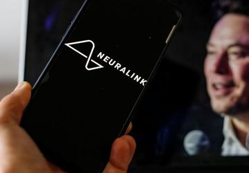 Исследование показало, что вопреки обещаниям Илона Маска, чип Neuralink не сможет вернуть зрение слепым