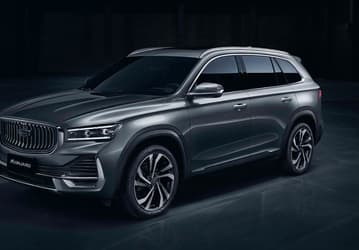 Geely Monjaro — снова хит в России. В июле он почти обошел по продажам Lada Niva Travel
