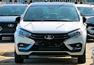 Двухцветный кузов и «новые старые» колесные диски: живые фото седана Lada Vesta Techno с новыми опциями