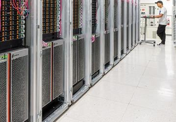 Cerebras бросает вызов Nvidia DGX100: миллион-ядерный супер-чип для ИИ