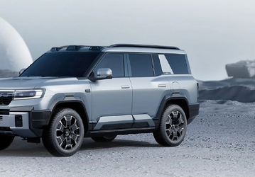 Конкурент Land Cruiser 300 с «крыльями, энергетическим двигателем и рычагом управления звездолетом». BYD сравнивает Leopard 8 с космическим кораблём