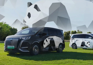 Аналог Toyota Alphard и бестселлер Denza стал ещё лучше и получил компрессорный холодильник: представлена новая версия Denza D9