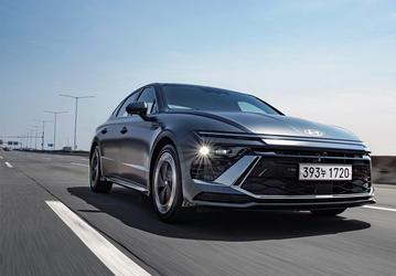 Конкурент Toyota Camry от Hyundai — всего 2,68 млн рублей. В Россию привезли рестайлинговую Hyundai Sonata