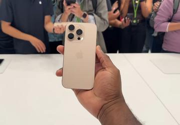Все новые цвета всех новых iPhone 16 показали живьём на видео. Золотой несколько отличается от цвета на рендерах