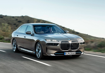 Бензиновые BMW 7 Series 2024 теперь можно купить в России