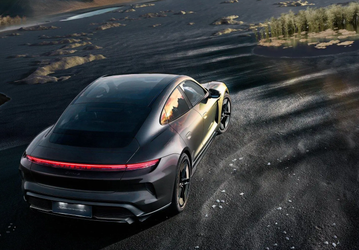 Porsche целый год создавала краску, позволяющую менять цвет. Представлен Taycan Turbo S Celestial Jade