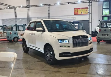 Китайские пародии на Rolls-Royce Phantom и Mercedes-Maybach GLS стоят менее 2000 долларов
