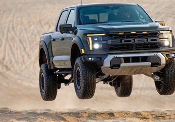 В Россию привезли новый Ford F-150 Raptor 2024 