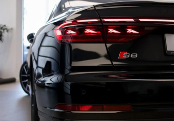 В Россию приехали новые Audi SQ8 и Audi S8