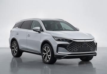 Расход 3,8 л/100 км и запас хода 1350 км. Новейший BYD Tang DM-i 2025 готов к выходу