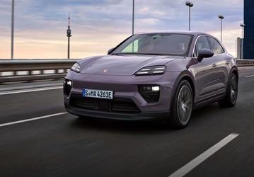 У московского дилера появился новейший Porsche Macan 4 Electric. За него просят почти 15 млн рублей