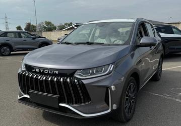 Аналог Geely Coolray и Belgee X50 дешевле 2 млн рублей. Живые фото Jetour X50, продажи которого скоро стартуют в России