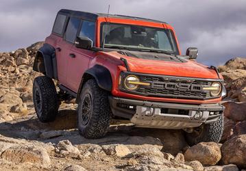 Дилер привез в Россию экстремальную версию Ford Bronco. Внедорожник стоит как квартира в Москве