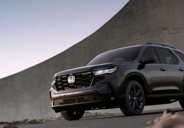 Представлен «злой» восьмиместный Honda Pilot Black Edition