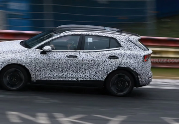Совершенно новый Kia Sportage уже наматывает круги по Нюрбургрингу