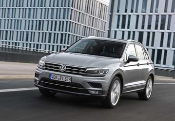Россияне больше всего интересуются Volkswagen Tiguan, Kia Sportage и Toyota RAV4. Истории этих подержанных кроссоверов проверяют чаще всего