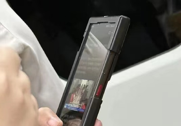 Это Huawei Mate 70? Нет, это Nubia Z70 Ultra. Первый флагман на Snapdragon 8 Gen 4, с кнопкой как у iPhone 16 и новым экраном показали вживую