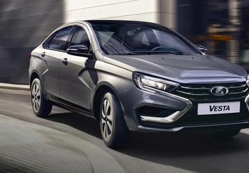 «Советую проверить двери на наличие воды». Владелица Lada Vesta NG рассказала о проблеме с автомобилем