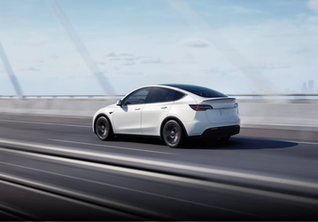 Мировые продажи электромобилей падают, но Tesla это не касается: компания установила новый рекорд