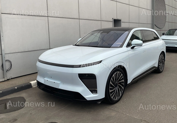 У дилеров появился адаптированный для России полноприводный Exlantix ET с пневмоподвеской и клиренсом до 240 мм