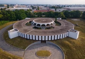 Итальянская компания Argotec открыла новый производственный объект SpacePark для производства малых спутников