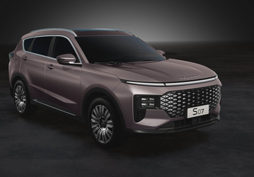 190 л.с., 7 мест, классический «автомат», полный привод и дизайн в стиле Li Auto. Новый кроссовер от Chery для России — Soueast S07 — показали внутри