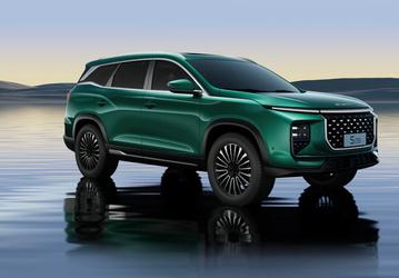 254-сильный мотор, 8-ступенчатый «автомат», полный привод, 7 мест, 15-дюймовый экран, Apple CarPlay и Android Auto. Раскрыто оснащение кроссовера Soueast S09 от Chery для российского рынка
