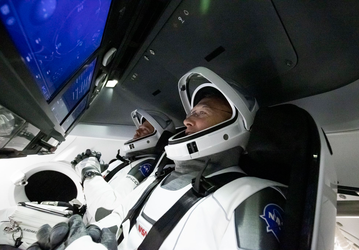 Возвращение корабля Crew Dragon с космонавтом Гребенкиным сорвал ураган «Милтон»