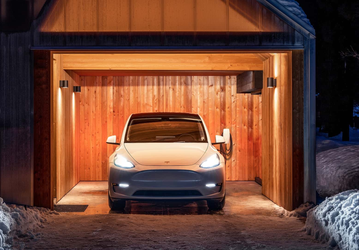 Представлена новая базовая Tesla Model Y 2025 —  с запасом хода целых 600 км