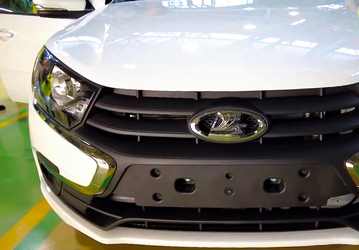 АвтоВАЗ освобождает место для Lada Iskra. Седаны Lada Granta начали собирать на линии Niva
