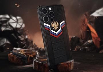 В России представили подставку для iPhone 16 Pro из бивня мамонта возрастом 10 000 лет и с фрагментом Челябинского метеорита