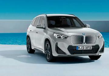 BMW iX1 xDrive30 приехал в Россию. 313 л.с. и до 440 км без бензина