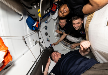 Возвращение корабля Crew Dragon с космонавтом Гребенкиным с МКС отложено ещё на несколько дней