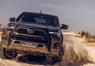 Россияне выбирают Toyota и Mitsubishi, а УАЗ — только третий. Появились свежие данные по продажам пикапов на вторичном рынке