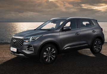 Утильсбор повысился, а машины подешевели. Дилеры продают Chery Tiggo 4 Pro, Haval Jolion, Belgee X50 и Omoda C5 дешевле рекомендованных цен