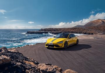 В 1,5 раза мощнее самого крутого Porsche Taycan Turbo GT и в 2,5 раза дешевле. Представлена серийная версия Xiaomi SU7 Ultra мощностью 1526 л.с.