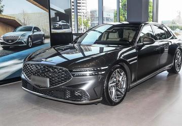 Премиум-«кореец» на замену BMW 7 серии и Mercedes-Benz S-класса. В Россию привезли «люксовый» Genesis G90