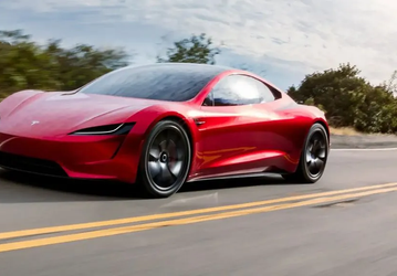 Летающий Tesla Roadster с ракетными технологиями SpaceX отложили на неопределённый срок