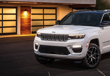В Россию привезли новые Jeep Grand Cherokee 2024 с пневмоподвеской