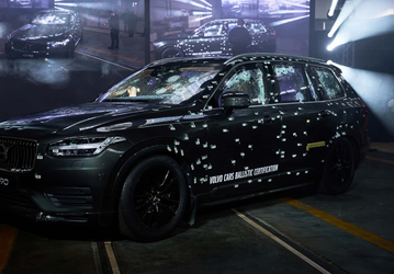 Volvo представила бронированные XC60 и XC90