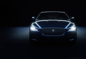 Дилер привез в Россию «спортивный и агрессивный» Jaguar XE Long. Машина из Китая почти вдвое дороже версии, продававшейся официально