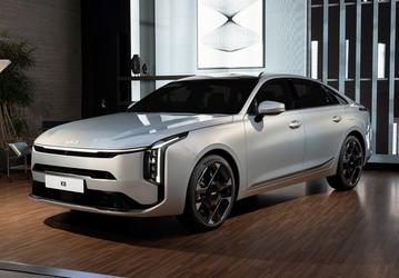 Замена Lexus ES и Toyota Avalon. Цена на премиальный корейский седан Kia K8 в России снизилась на 1 млн рублей