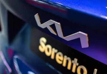 Новенькие Kia Sorento 2023 и 2024 годов оказались не без изъяна: у тысяч машин некорректно работает освещение