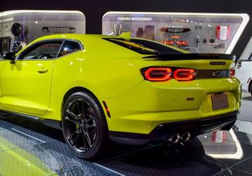 Легендарный Chevrolet Camaro вернётся и станет доступнее