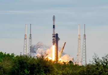 SpaceX запустила новую партию спутников Starlink с улучшенной связью