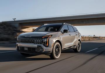 В России впервые предлагают новейшие 230-сильные Kia Sportage 2025 X-Line