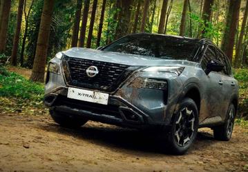 Дилеры начали массово ввозить в Россию Nissan X-Trail четвертого поколения: полный привод и 340 л.с.